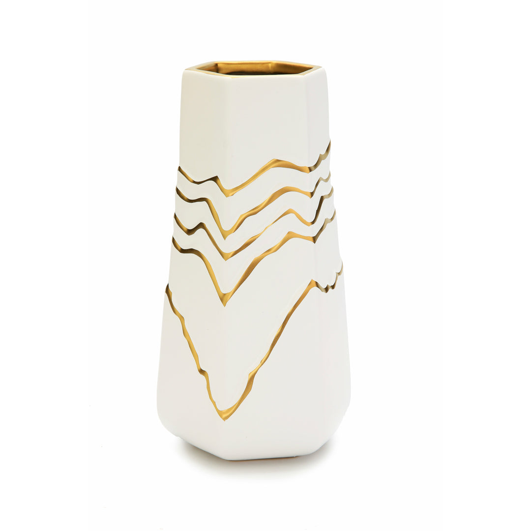 Ceramic Vase Gold wavy Design