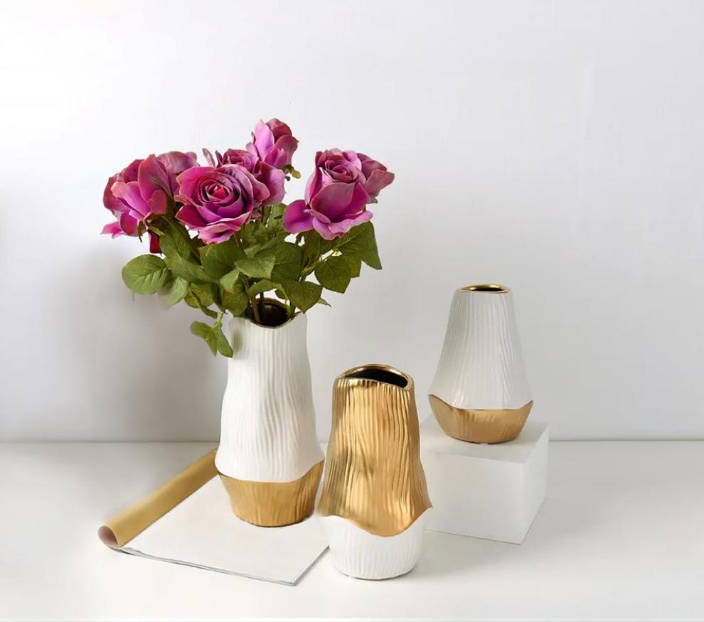 Gold & white Vase
