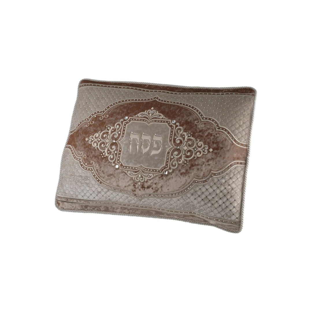 Distinctive Collection Velvet Seder Set in Brown
