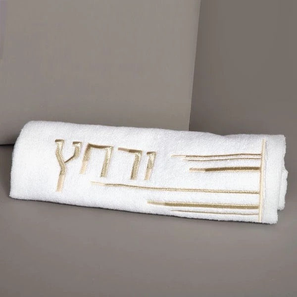 Modd`e Collection Seder Set Leather