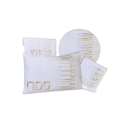 Modd`e Collection Seder Set